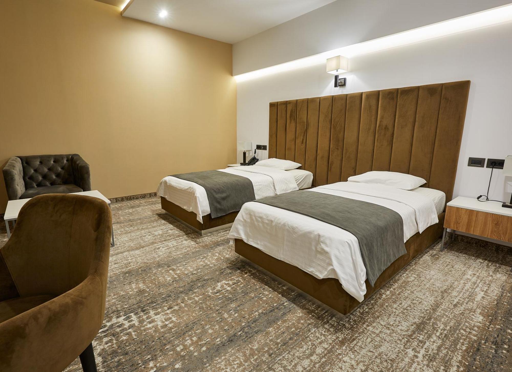 Aghababyan'S Hotel Ереван Стая снимка Deluxe Room
